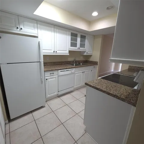 $2,895 | 9959 West Atlantic Boulevard, Coral Springs, FL 33071