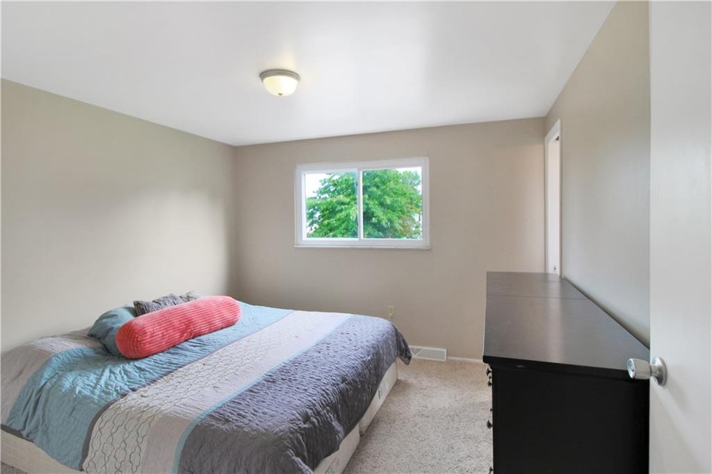 3672 Brodhead Road Monaca, PA 15061 - Photo 14 of 21 Gallery Image 14
