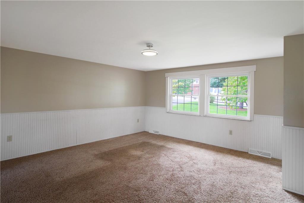 3672 Brodhead Road Monaca, PA 15061 - Photo 3 of 21 Gallery Image 3