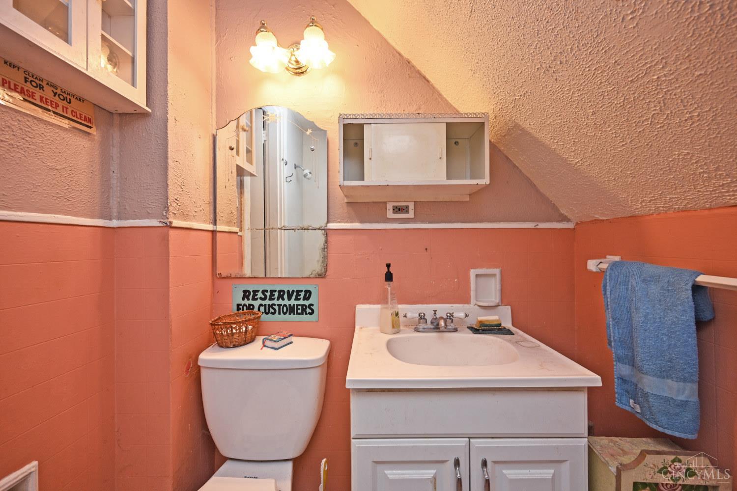 6770 River Road Cincinnati, OH 45233 - Photo 18 of 27 Gallery Image 18