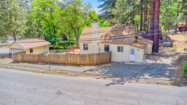$365,000 | 1131 Apple Avenue, Wrightwood, CA 92397