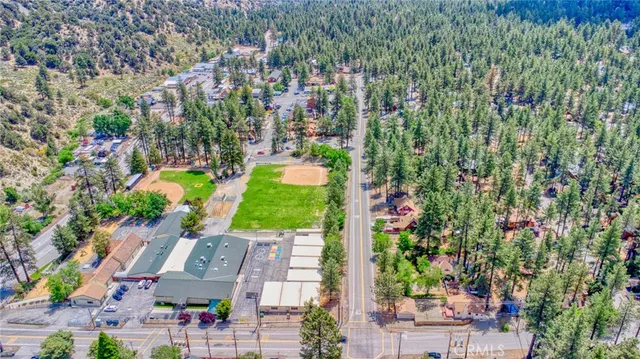 $365,000 | 1131 Apple Avenue, Wrightwood, CA 92397