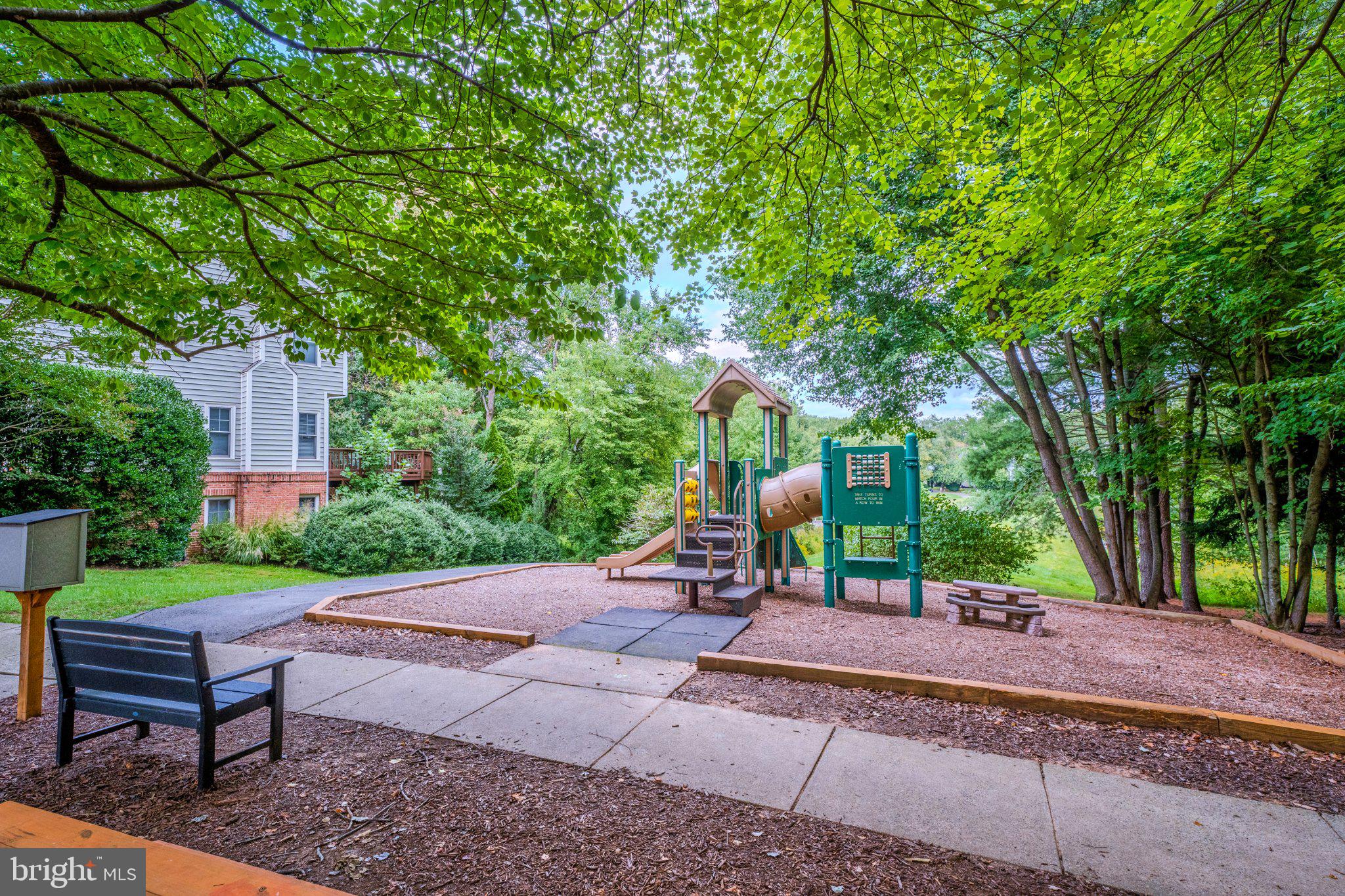 1213 Weatherstone Court Reston, VA 20194 - Photo 40 of 52 Gallery Image 40