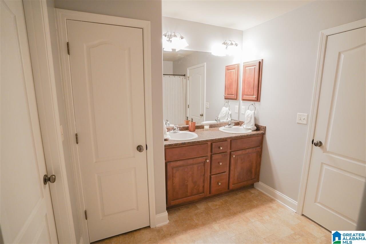 208 Stoney Trail Alabaster, AL 35114 - Photo 14 of 32