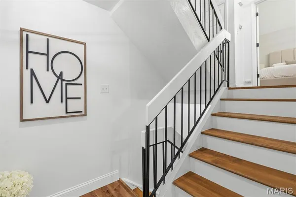 $255,000 | 6318 Sprig Oak Court, St. Louis, MO 63128