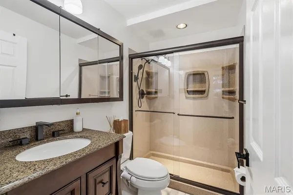 $255,000 | 6318 Sprig Oak Court, St. Louis, MO 63128