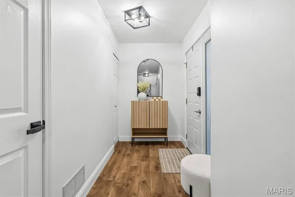 $255,000 | 6318 Sprig Oak Court, St. Louis, MO 63128