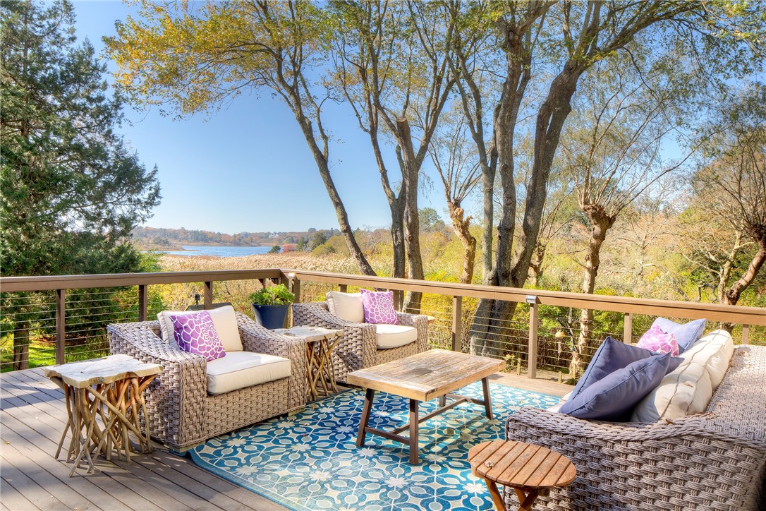 30 Hazard Road Newport, RI 02840 - Photo 2 of 50