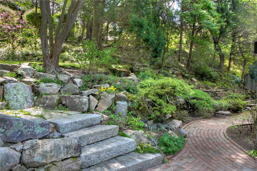 30 Hazard Road Newport, RI 02840 - Photo 43 of 50