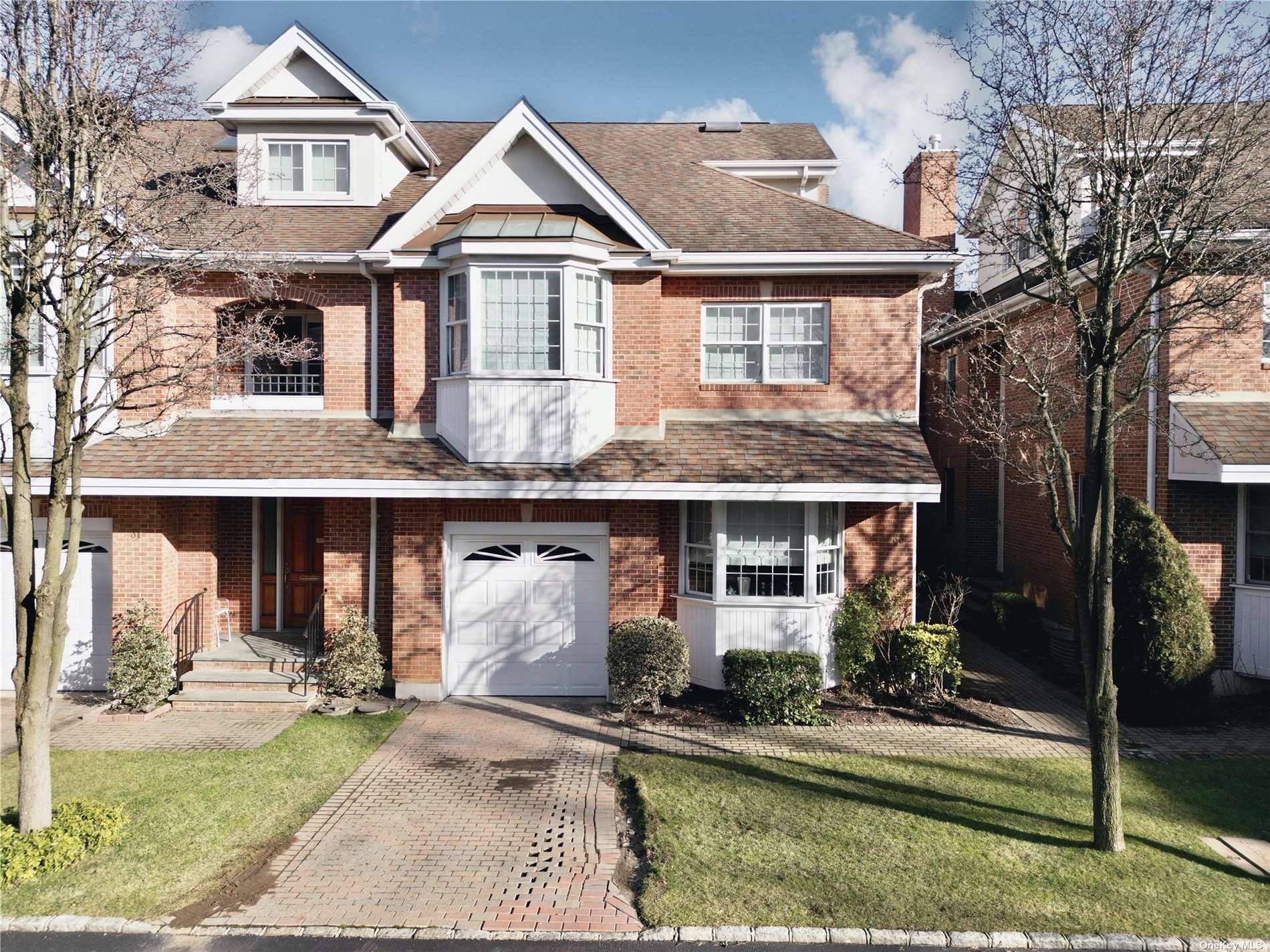 33 Portico Place, Unit 33, Great Neck, NY 11021 Compass