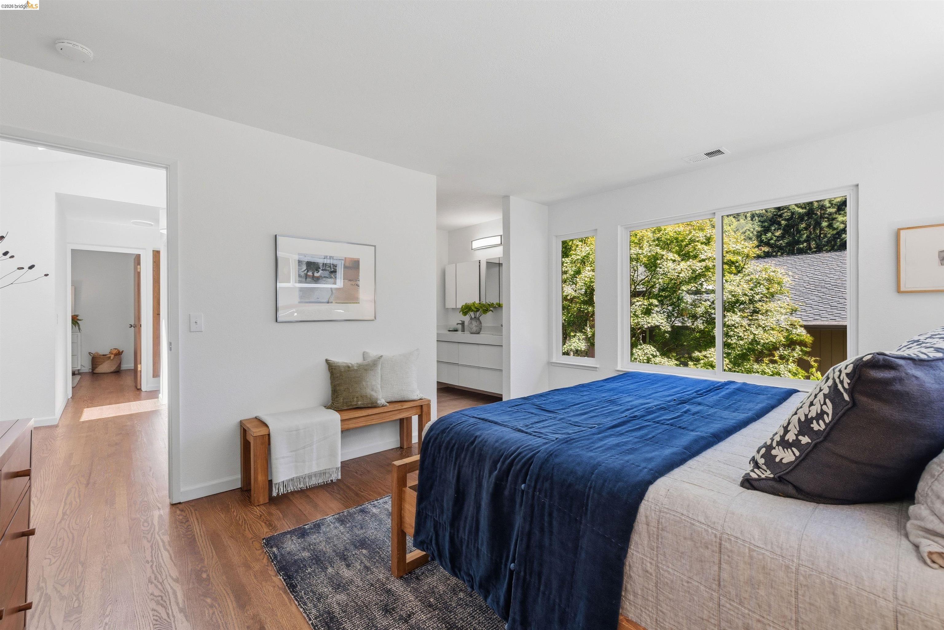 6763 Pinehaven Road Oakland, CA 94611 - Photo 24 of 48