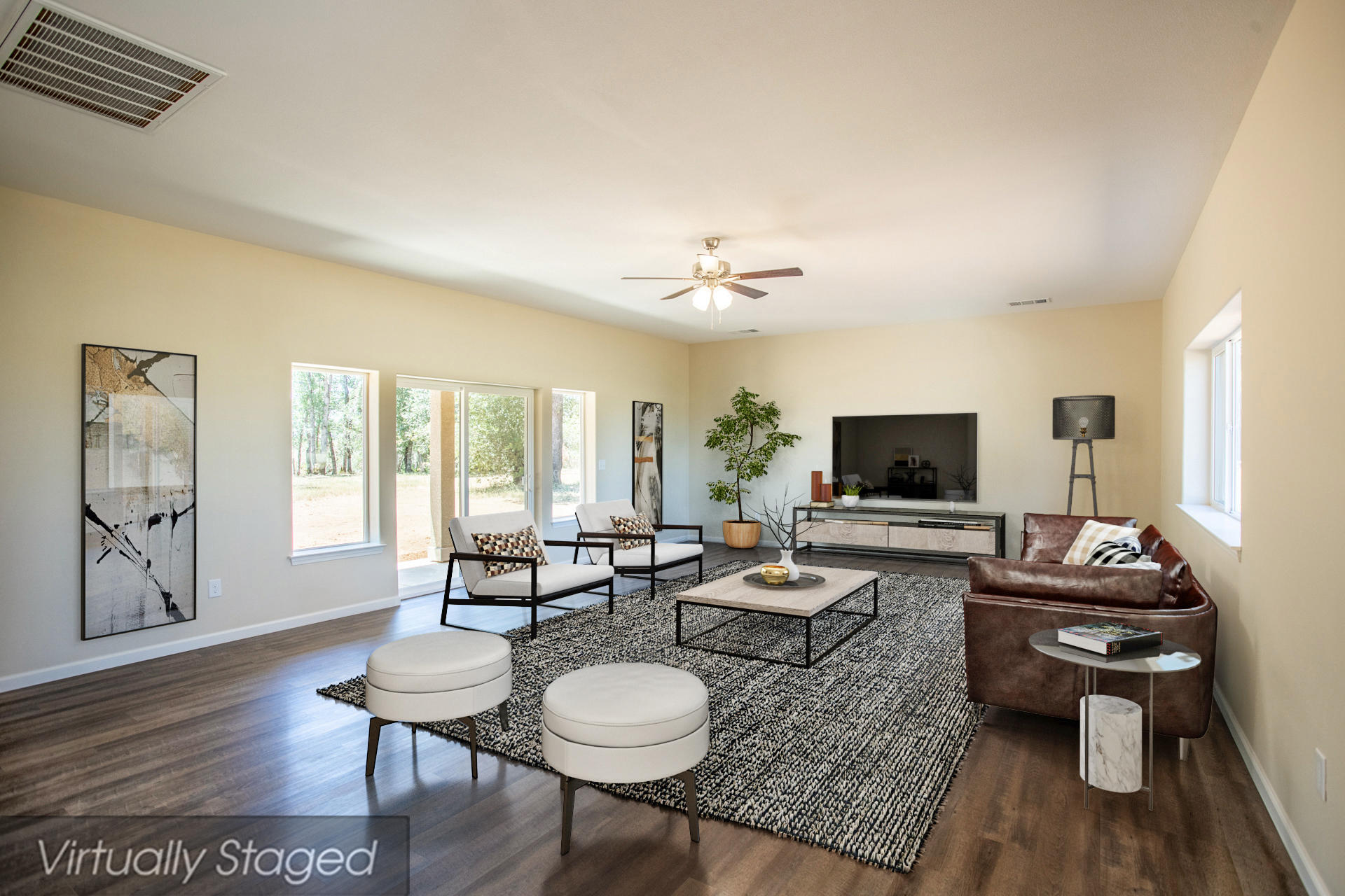 21567 Dersch Road Anderson, CA 96007 - Photo 4 of 18 40 Living_staged