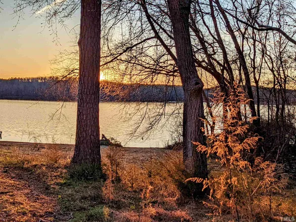 $135,000 | 67 Occoneechee Drive, Clarksville, VA 23927