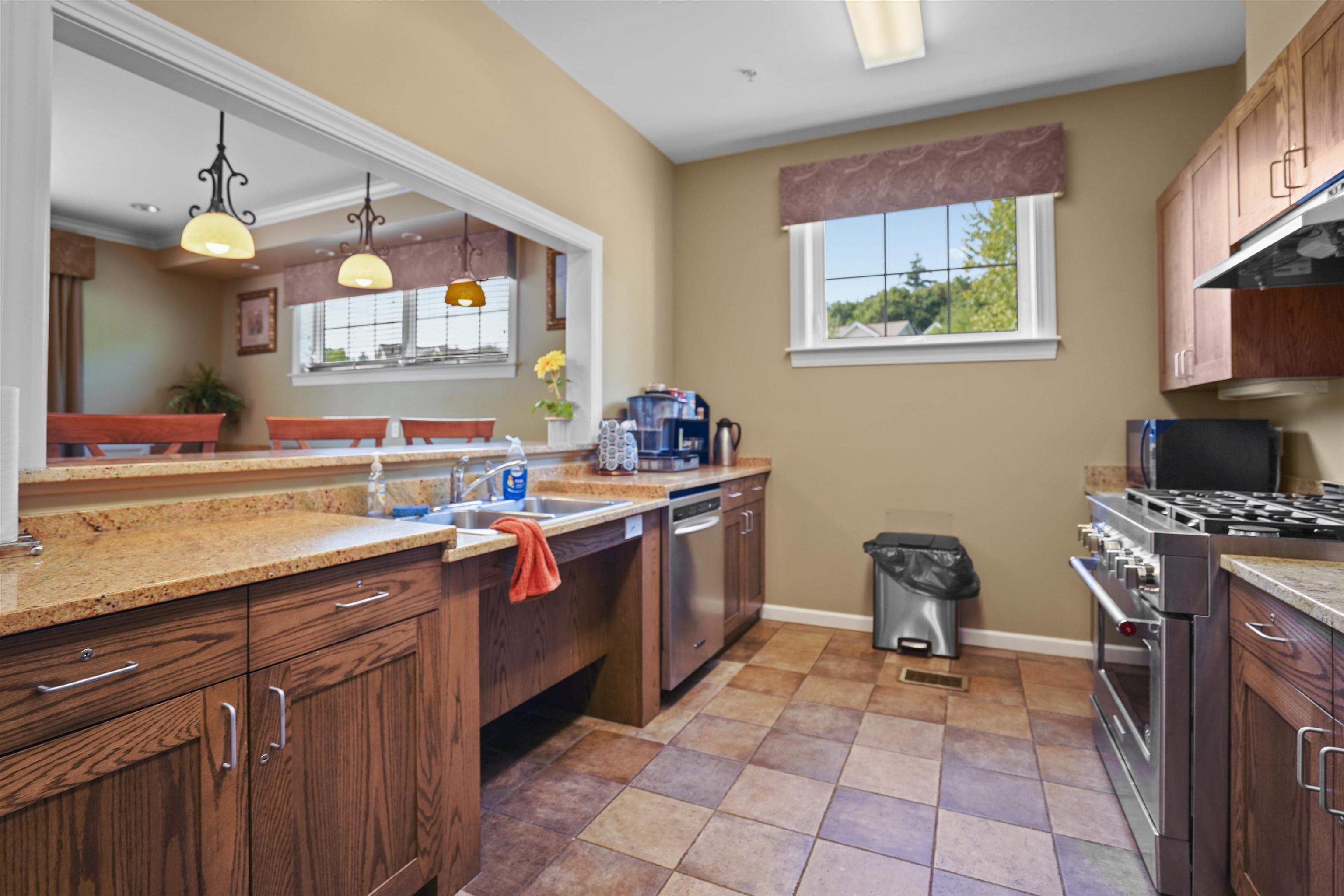 55 Roundabout Way, Unit 2 Manchester, NH 03102 - Photo 29 of 37