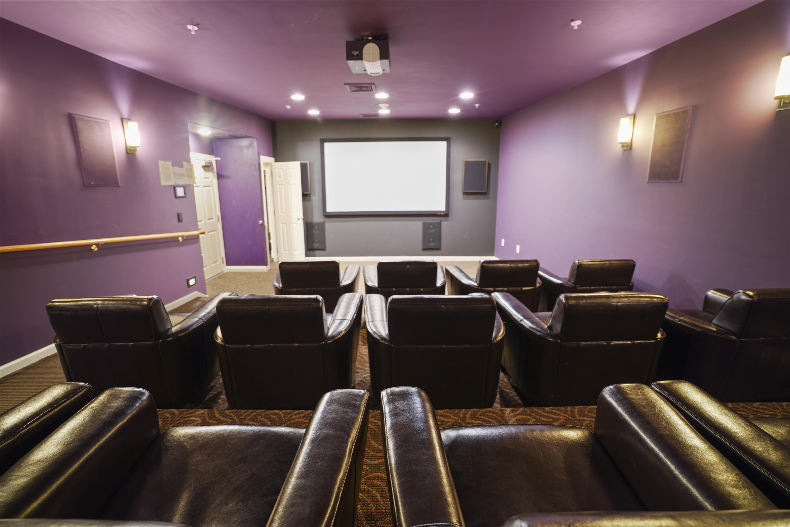 55 Roundabout Way, Unit 2 Manchester, NH 03102 - Photo 32 of 37