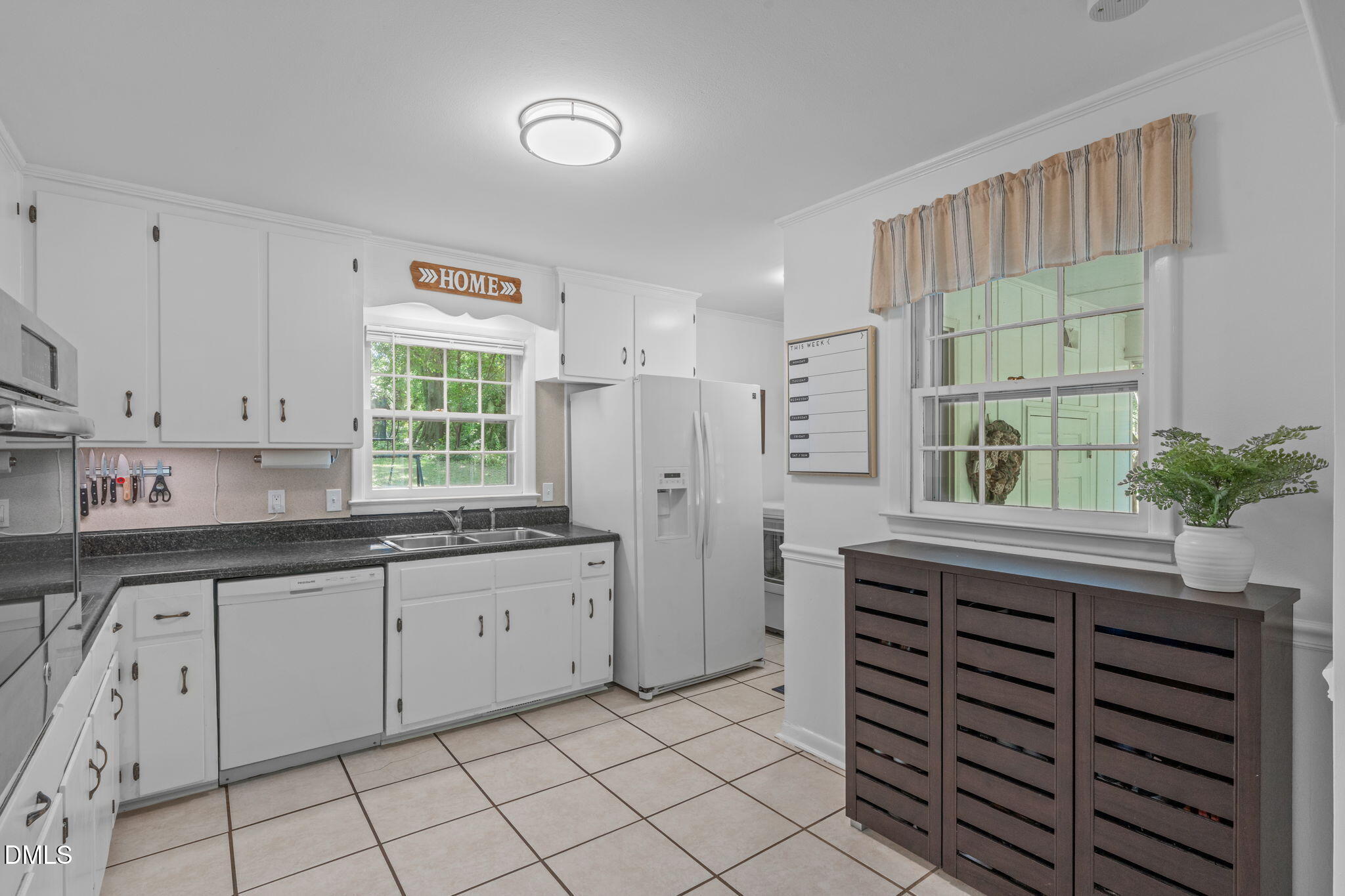 4405 Greenbrier Road Raleigh, NC 27603 - Photo 15 of 34 Kitchen
