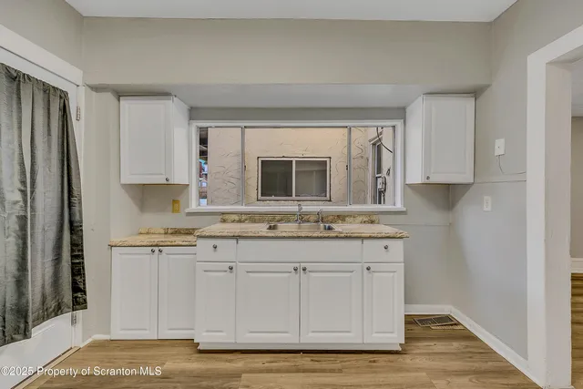 $795 | 1007 Washburn Street, Unit 1, Scranton, PA 18504