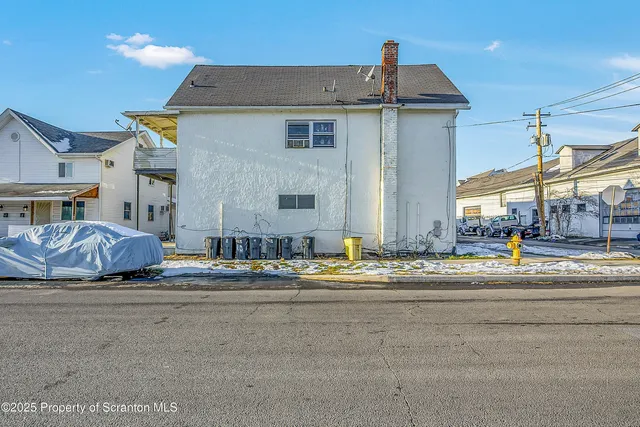 $795 | 1007 Washburn Street, Unit 1, Scranton, PA 18504