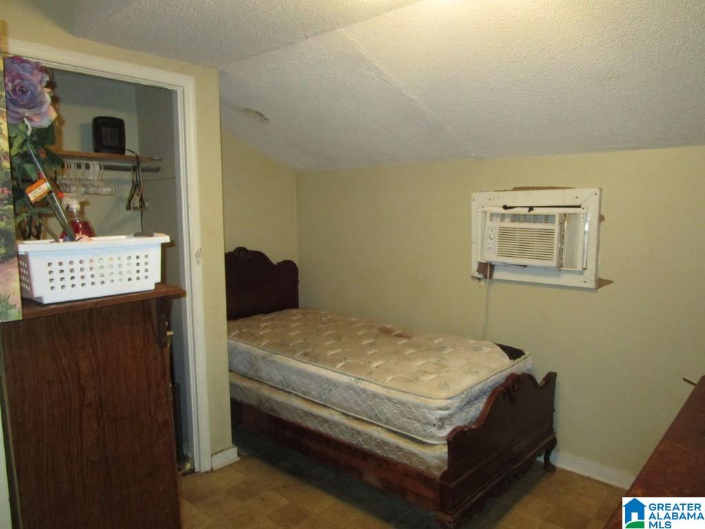 433 Elm Street Southwest Bessemer, AL 35022 - Photo 9 of 16