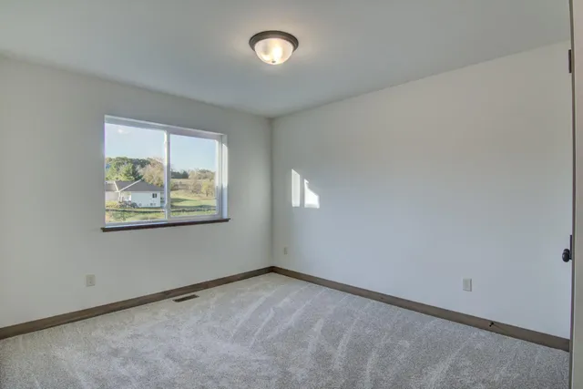 $319,712 | 1761 11th Avenue East, Unit LOT 16, Menomonie, WI 54751