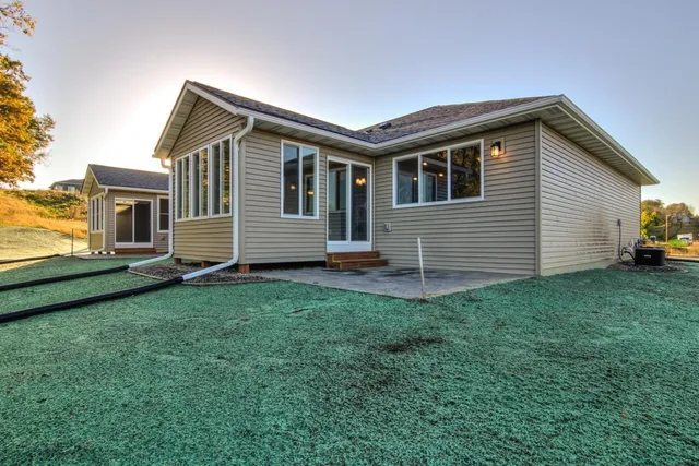 $319,712 | 1761 11th Avenue East, Unit LOT 16, Menomonie, WI 54751