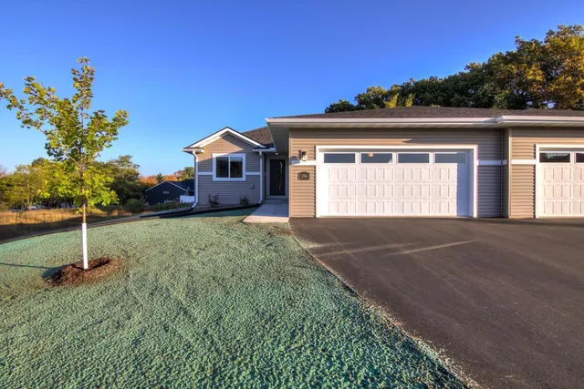 $319,712 | 1761 11th Avenue East, Unit LOT 16, Menomonie, WI 54751