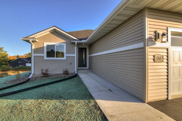 $319,712 | 1761 11th Avenue East, Unit LOT 16, Menomonie, WI 54751