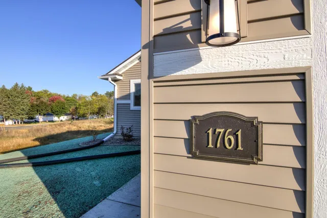 $319,712 | 1761 11th Avenue East, Unit LOT 16, Menomonie, WI 54751