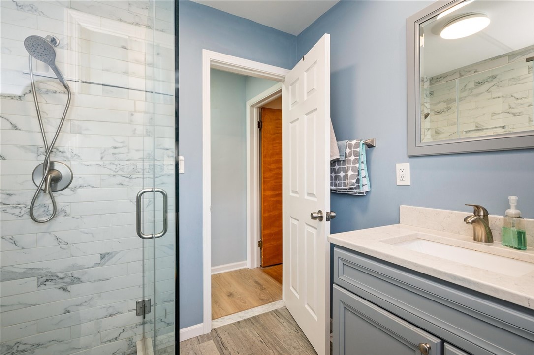 23 Meadowcroft Road Irondequoit, NY 14609 - Photo 21 of 35