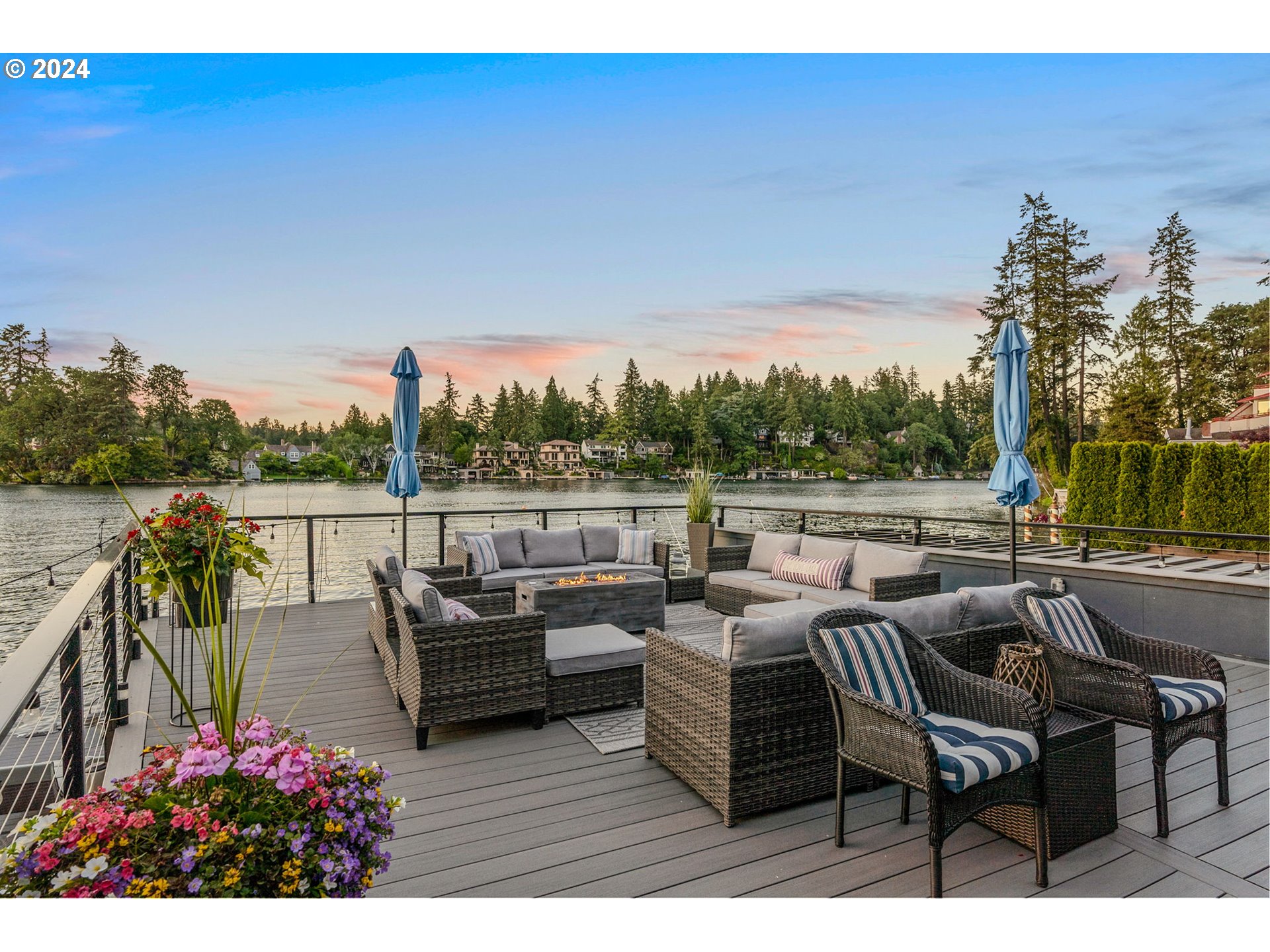 1551 Lake Front Road Lake Oswego, OR 97034 - Photo 16 of 31 Gallery Image 16