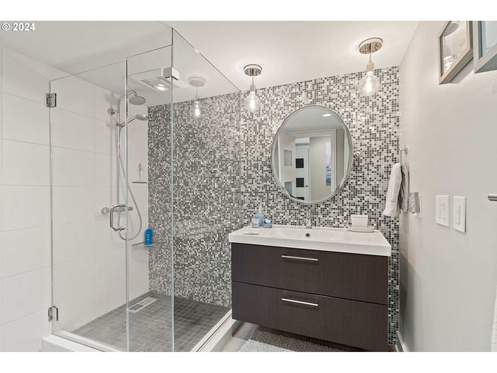 1551 Lake Front Road Lake Oswego, OR 97034 - Photo 26 of 31 Gallery Image 26