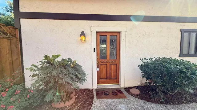 a view of a entryway