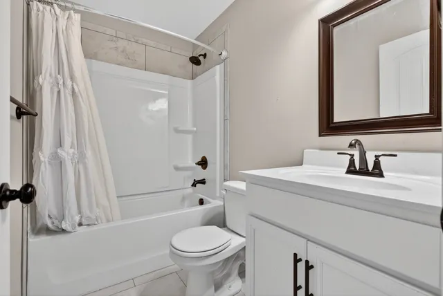 $2,450 | 525 Low Country Court, Clarksville, TN 37042