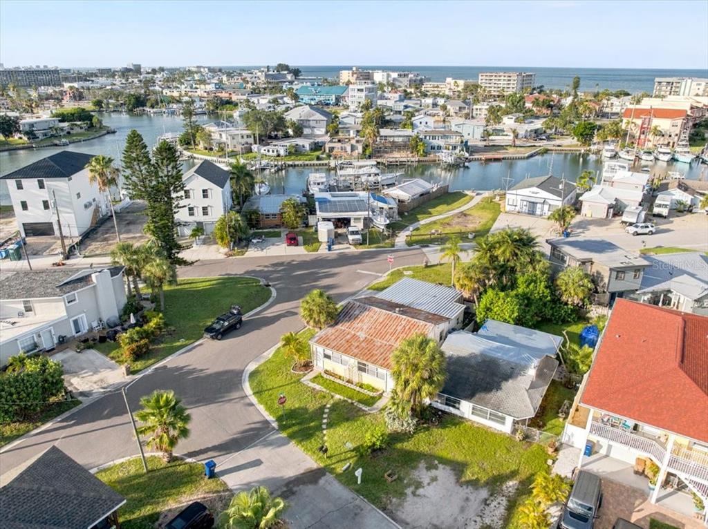 13104 4th Street East Madeira Beach, FL 33708 - Photo 18 of 29