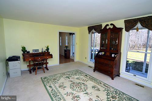 11975 Simpson Road Clarksville, MD 21029 - Photo 22 of 24 Living Room