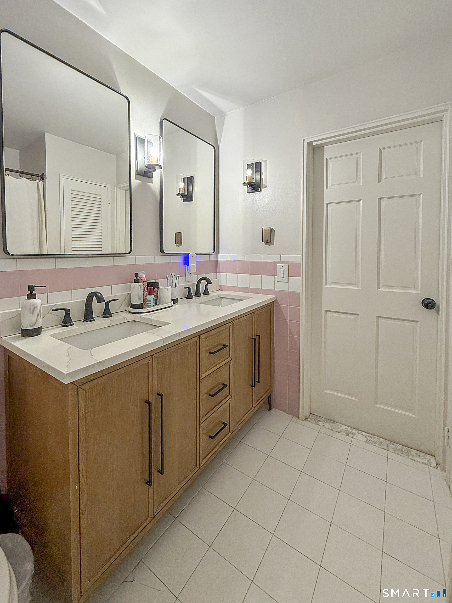 14 9th Lane Ridgefield, CT 06877 - Photo 11 of 18 Gallery Image 11