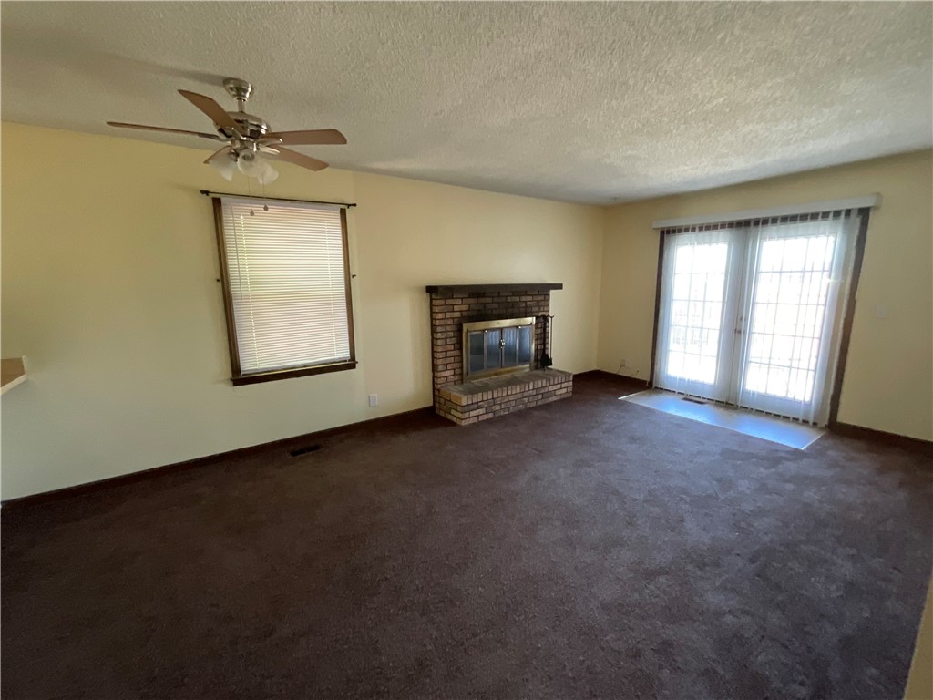 960 Hancock Drive Decatur, IL 62521 - Photo 2 of 9