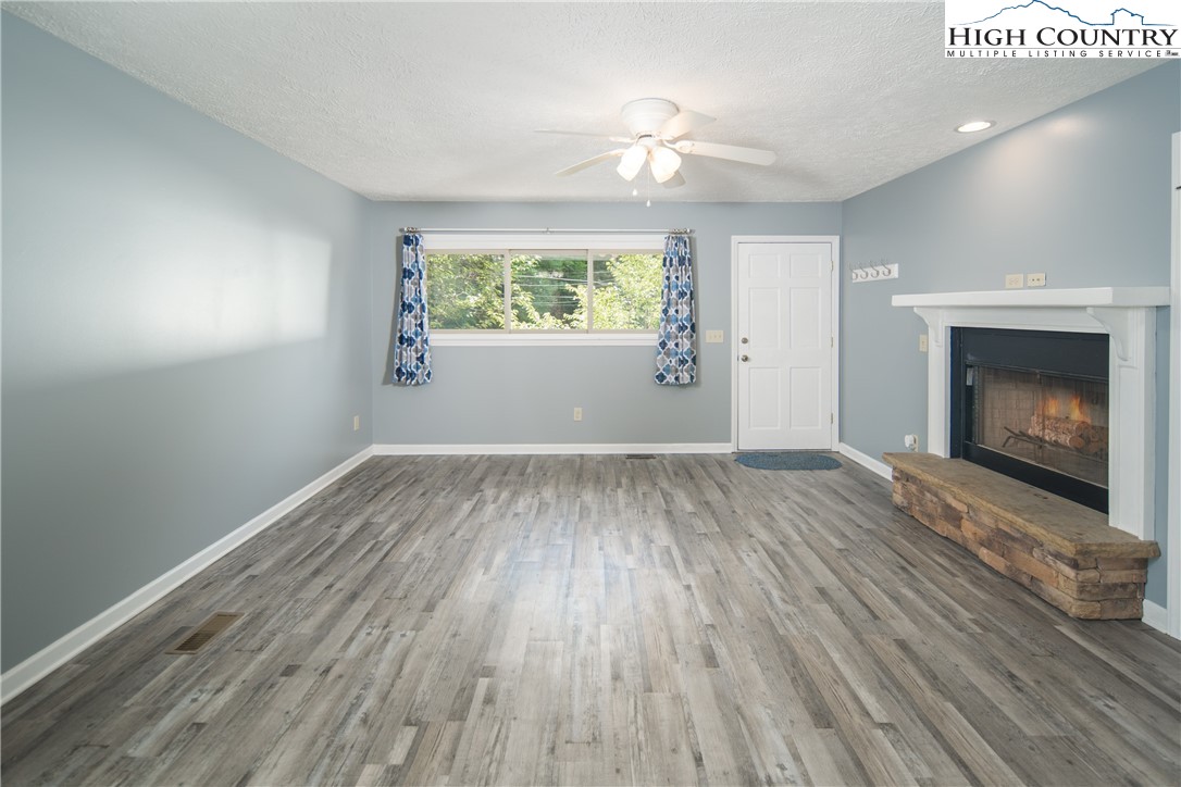 841 Niley Cook Road Blowing Rock, NC 28605 - Photo 3 of 47 Gallery Image 3