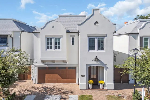 $899,900 | 8189 Buffy Place, Myrtle Beach, SC 29572