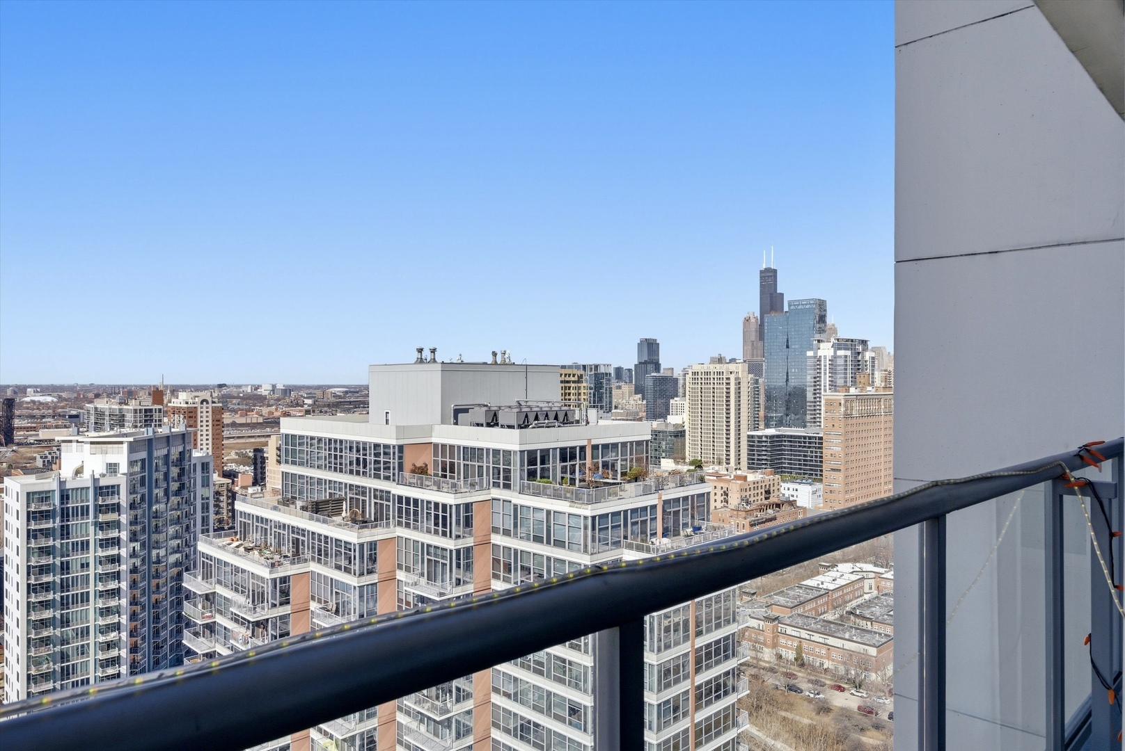1629 South Prairie Avenue, Unit 2709 Chicago, IL 60616 - Photo 14 of 37 a view of a city from a balcony