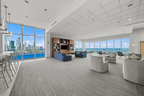 $499,000 | 1629 South Prairie Avenue, Unit 2709, Chicago, IL 60616