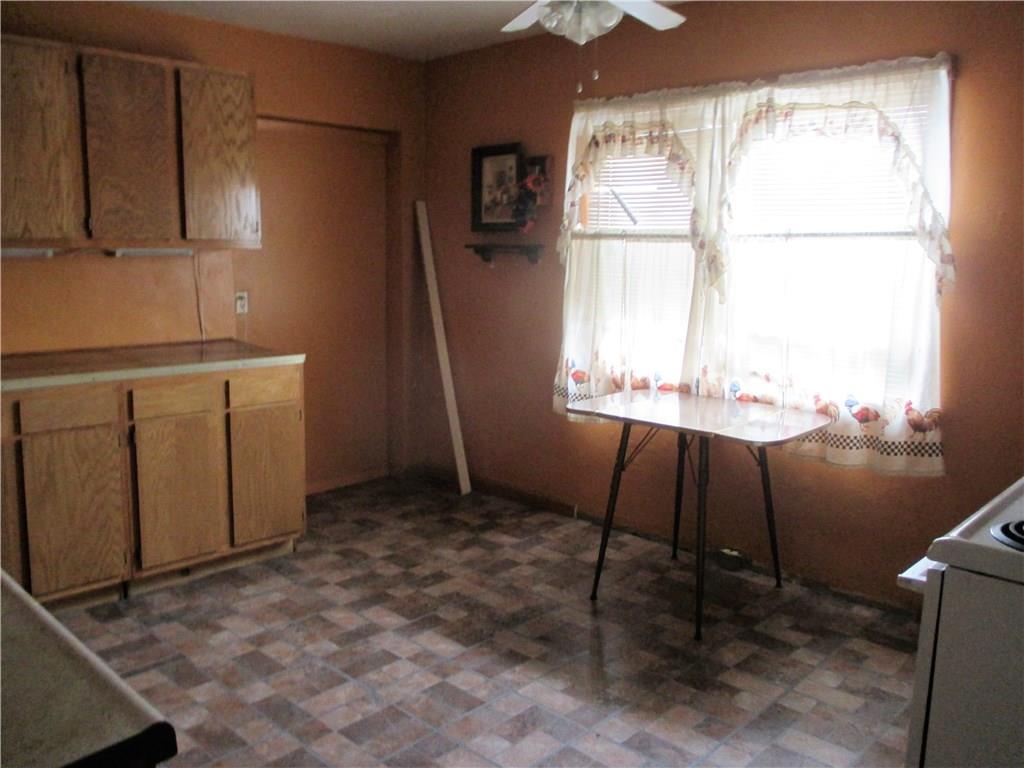 209 Kors Studio Road Mount Pleasant, PA 15666 - Photo 8 of 20 Kitchen