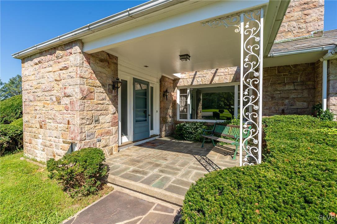 2150 Stocker Mill Road Easton, PA 18045 - Photo 4 of 40 Gallery Image 4