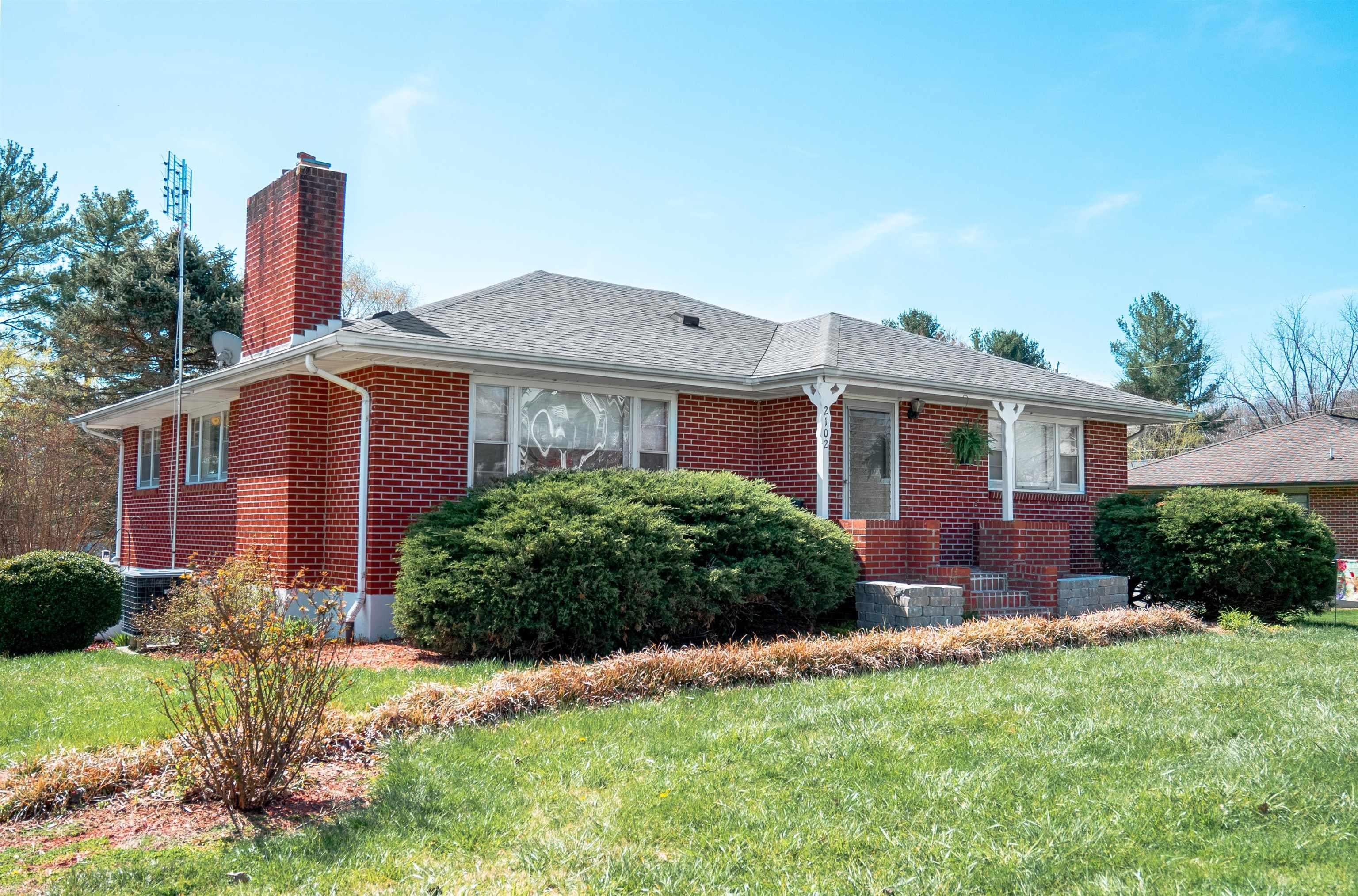 2102 Peppers Ferry Road Pulaski, VA 24301 - Photo 1 of 33 Gallery Image 1