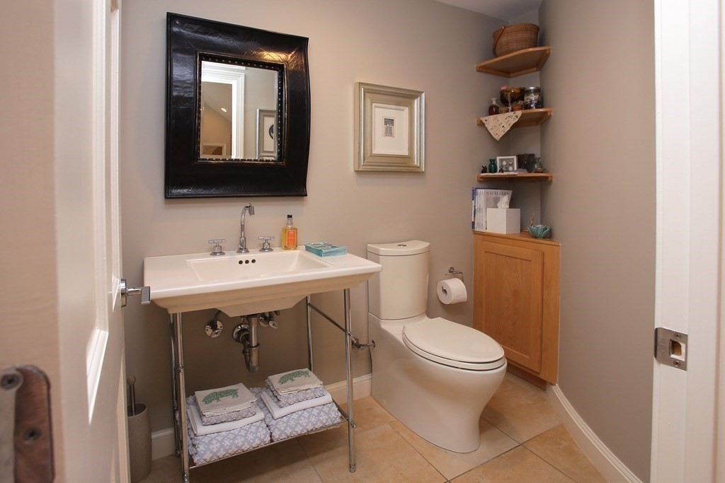 9 Wood Road Sherborn, MA 01770 - Photo 5 of 28 Gallery Image 5