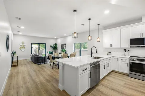 $2,719,600 | 4308 West Gray Street, Unit 2 THRU 5, Tampa, FL 33609