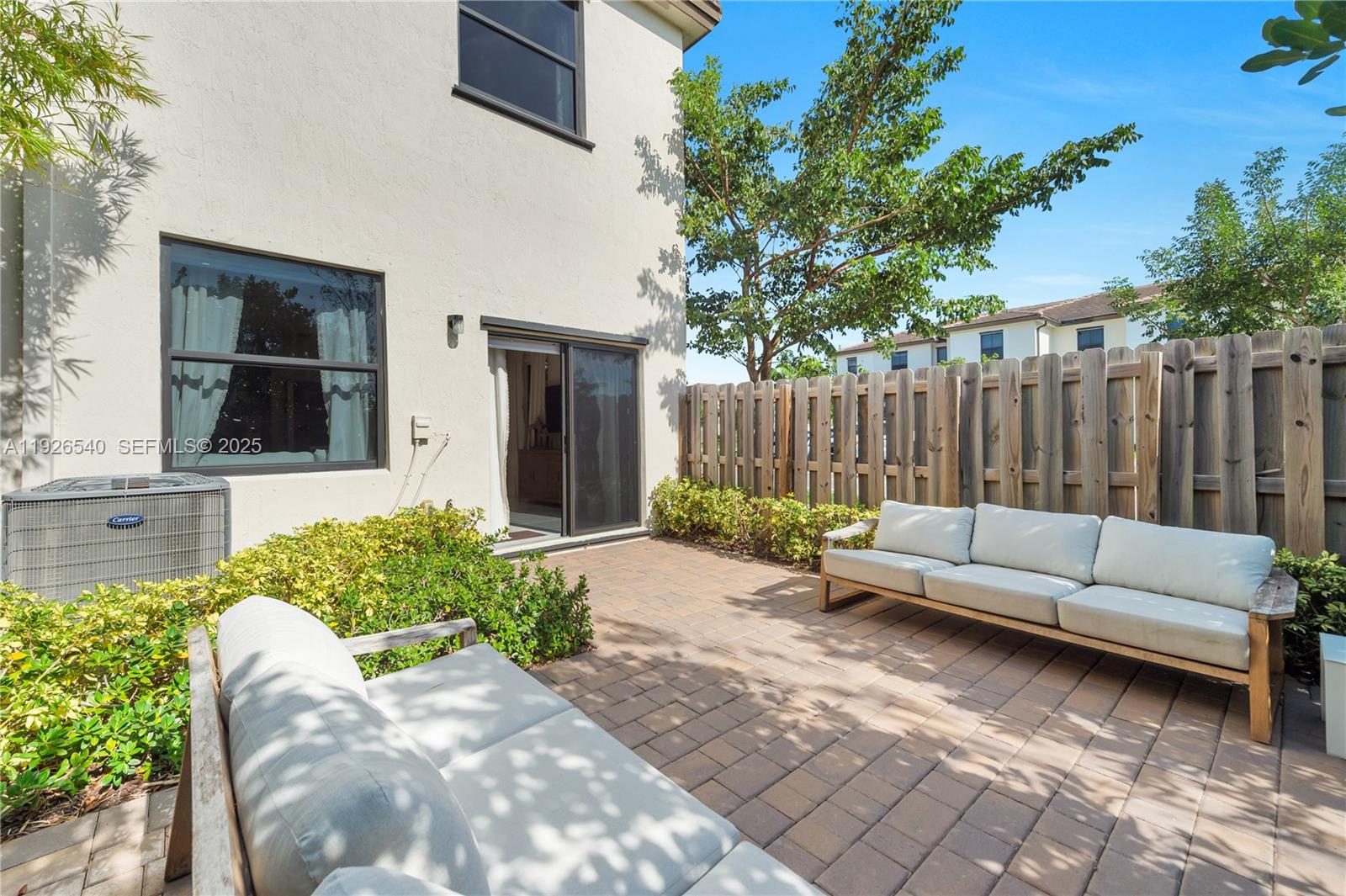 12972 Southwest 233rd Terrace Homestead, FL 33032 - Photo 6 of 31