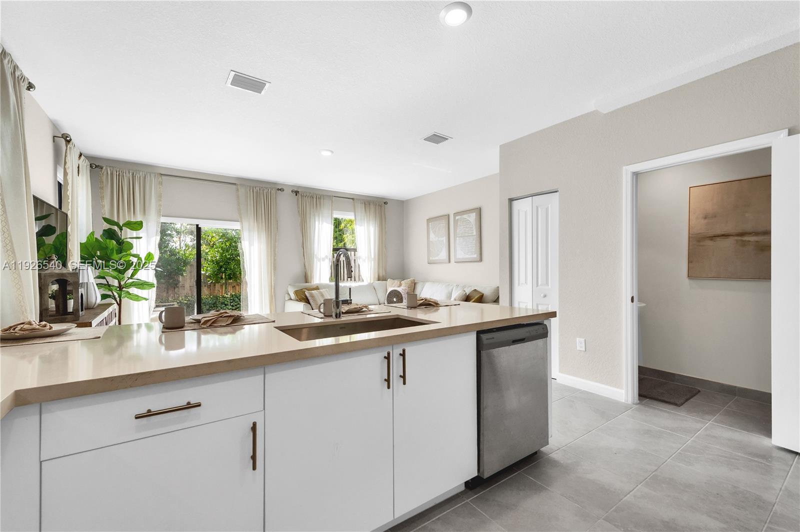 12972 Southwest 233rd Terrace Homestead, FL 33032 - Photo 9 of 31