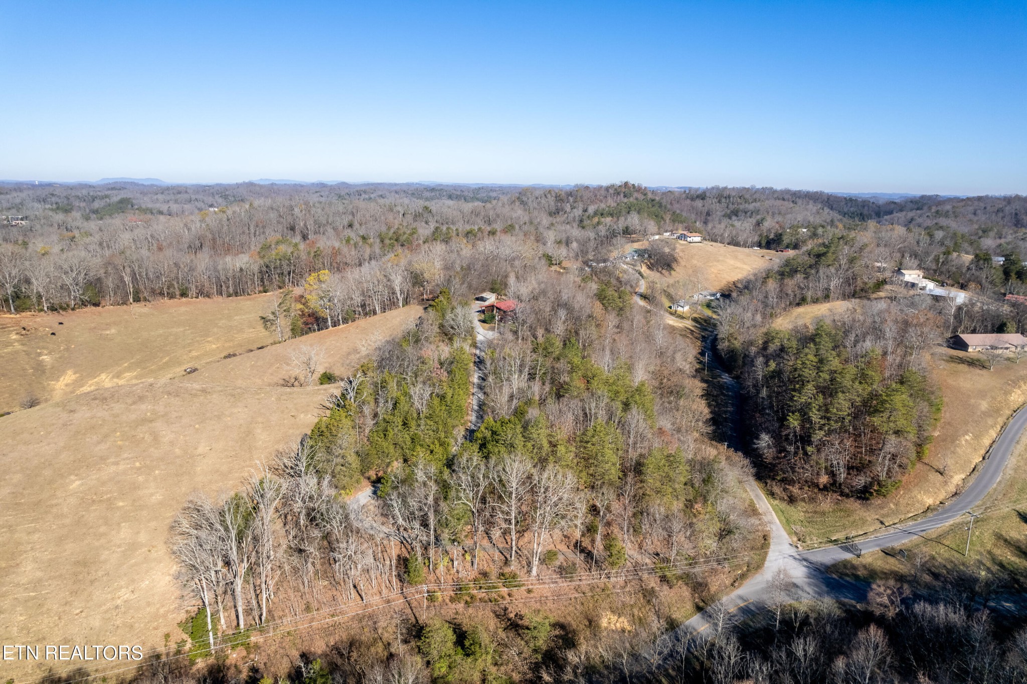 1304 Matthews Hollow Road Sevierville, TN 37876 - Photo 43 of 45 Gallery Image 43