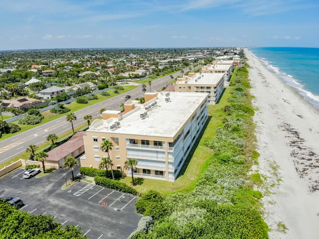 $4,350 | 1851 Florida A1A, Unit 4102, Indian Harbour Beach, FL 32937